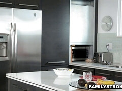 Verga grande, Tetas grandes, Pequeña, Hijo, Tabú, Adolescente, Tetas, Esposa