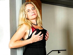 Grosser arsch, Grosser schwanz, Grosse titten, Blondine, Blasen, Pummelig, Hundestellung, Reif