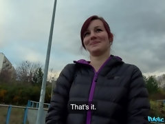 Amateur, Sucer une bite, Tromperie, Couple, En levrette, Faciale, Pov, Public