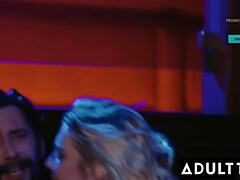 Grote kont, Grote mammen, Blond, Sperma in mond, Diep in de keel, Ondergoed, Realiteit, Ruw