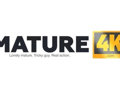 Braunhaarige, Geschnappt, Geile alte tussi, Masturbation, Russisch, Schlaffe titten, Stiefmutter, Spielzeuge