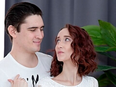 フェラチオ, 茶髪の, バック, キス, ガリガリ, ストリッピング, ティーン, オッパイの