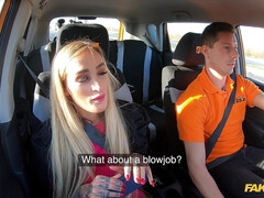 Enthousiasteling, Blond, Auto, Tsjechisch, Hondjeshouding, Jurk, Europees, Tieten likken