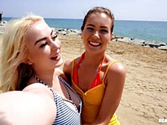 キス, レズビアン, オナニー, 自然山雀, 剃毛, ストリッピング, ティーン, オッパイの