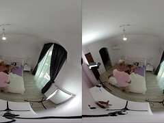 Mamada, Morena, Tetona, Garganta profunda, Sexo duro, Hotel, Pov, Trio