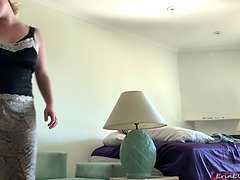 Amerikanisch, Vollbusig, Geile alte tussi, Hd, Muschi, Stiefmutter, Strümpfe, Taboo