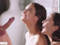 舐める尻, イマラチオ, チン, 女, 下着, オーガズム, 馬乗り, 三人