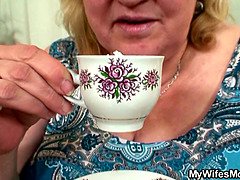Belle grosse femme bgf, Blonde, Mamie, Énorme, Mature, Réalité, Plan cul à trois, Nénés