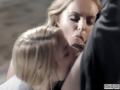 18 ans, Gros seins, Gorge profonde, Queue, Hd, Mère que j'aimerais baiser, Belle mère, Adolescente