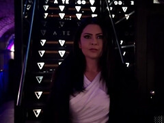 Садо мазо, Минет, Бондаж, Брюнетки, В клубе, Семяизвержение, Фетиш, Группа