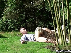 Grote mammen, Blond, Bedriegen, Omie, Hd, Buiten, Openbaar, Rijden