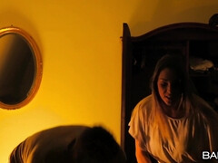 Gros seins, Sucer une bite, Érotique, Pieds, Branlette thaïlandaise, De plein air, Chatte, Nénés