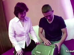 イマラチオ, 毛深い, 熟年, 母, 自然山雀, 赤毛, 叫ぶ, 義母