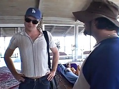 Grosser schwanz, Schwarz, Blasen, Spermaladung, Handjob, Interrassisch, Milf, Ehefrau