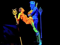 Grosser schwanz, Grosse titten, Blasen, Hundestellung, Fetisch, Handjob, Muschi, Rasiert