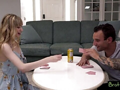 Mamada, Garganta profunda, Sexo duro, Verga enorme, Pequeña, Sexo fuerte, Flaco, Chupando