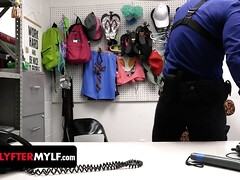 Fetisch, Hd, Milf, Büro, Pov, Schüchtern, Dürr, Titten