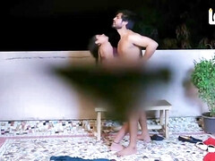 Grosser schwanz, Schwanz, Hardcore, Hausfrau, Indisch, Milf, Jungendliche (18+), Spanner