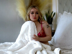 Спальня, Минет, Кончили внутрь, Член, Лизание, Пирсинг, Киски, Бритые