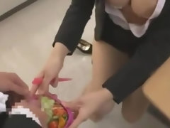 アジア人, デカパイ, フェラチオ, 中出し, 日本人, 公共