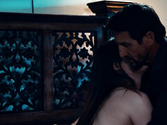 18 ans, Brunette brune, Face assise, Mère que j'aimerais baiser, Seins naturels, Belle mère, Adolescente, Plan cul à trois