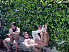 Amateur, Anal, Lamer culo, Mamada, Grupo, Al aire libre, Piscina, Tatuaje