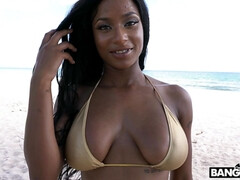 Cul, Gros cul, Gros seins, Sucer une bite, Noir ébène, Grosse, Seins naturels, Nénés