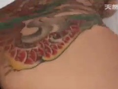 Leie, Japanische massage, Tätowierung