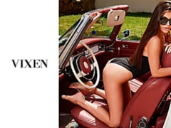 Grote lul, Pijpbeurt, Bruinharig, Hondjeshouding, Natuurlijke tieten, Mager, Tiener, Tieten likken