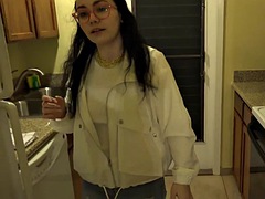 Amateur, Brunette brune, Éjaculation interne, Petite amie, Poilue, Masturbation, Pov, Nénés