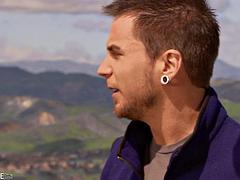 Grosse titten, Blasen, Braunhaarige, Spermaladung, Handjob, Öffentlich, Schlampe, Titten