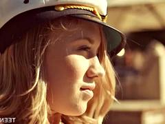 Anal, Nana, Sucer une bite, Brunette brune, Hard, Mature, Adolescente, Nénés