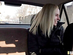 18 jahre, Grosser arsch, Grosser schwanz, Blondine, Hundestellung, Geld, Natürlichen titten, Titten