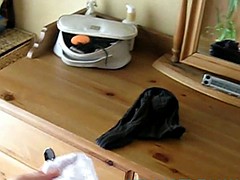 HEAVY HANGERS - VOL 9