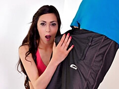 Cul, Brunette brune, Branlette thaïlandaise, Léchez, Masturbation, Seins naturels, Maigrichonne, Nénés