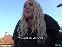 Amerikanisch, Blondine, Lecken, Natürlichen titten, Im freien, Pov, Öffentlich, Muschi