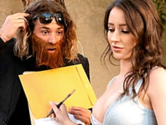 Anaal, Badpak, Bruinharig, Hondjeshouding, Hardcore, Geschoren, Tatoeage, Tieten likken