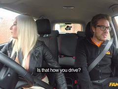Leie, Grosse titten, Auto, Paar, Besamung, Hundestellung, Im freien, Muschi