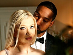 Amateur, Culo grande, Verga grande, Tetas grandes, Mamada, Estilo perrito, Interracial, Madres para coger