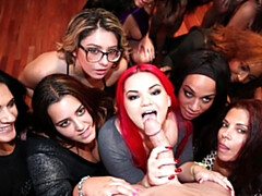 18 años, Verga grande, Morena, Cfnm, Grupo, Hd, Latina, Orgía