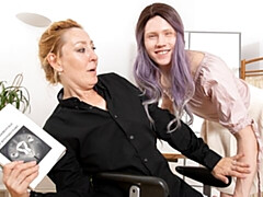 デカ尻, デカチン, デカパイ, フェラチオ, 熟年, オフィス, 赤毛, ショートヘア