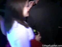 Enthousiasteling, Universiteit, Hardcore, Hd, Orgie, Feest, Roodharige vrouw, Tiener