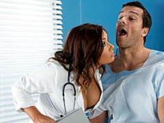 アナル, デカ尻, デカパイ, フェラチオ, 医者, なめる, 淫乱熟女, ユニフォーム