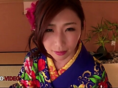 アジア人, デカパイ, フェラチオ, 指いじり, 手コキする, ハードコア, 下着, ハメ撮り