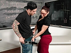Grosser arsch, Grosser schwanz, Grosse titten, Blasen, Handjob, Lecken, Masturbation, Lehrer