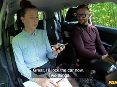 Arsch, Blasen, Kehlenfick, Fingern, Küssen, Realität, Reiten, Student