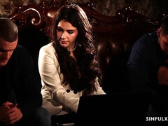 フェラチオ, イく瞬間, フェムドム, 指いじり, 手コキする, Hd, 叫ぶ, 三人