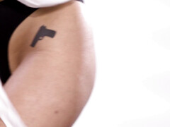 Familie, Brille, Interrassisch, Latina, Lesbisch, Stiefmutter, Jungendliche (18+), Flotter dreier