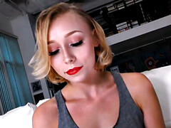 18 ans, Femme dominatrice, Fétiche, Branlette thaïlandaise, Fait maison, Huilée, Pov, Réalité