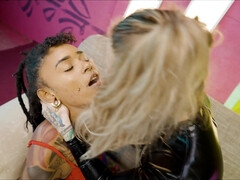 Brunette brune, Hd, Interracial, Petite femme, Chatte, Maigrichonne, Tatouage, Nénés